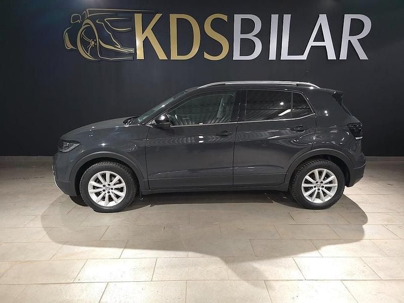 Grå Begagnad 2019 VW T-Cross GT SUV | 179 900 kr (Marknadspris) - Bild 1/4