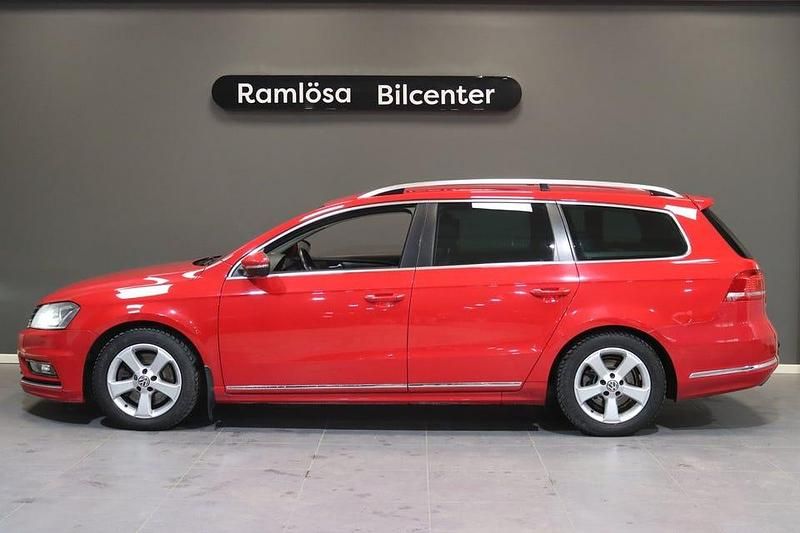 Röd Begagnad 2013 VW Passat GT Kombi | 109 900 kr (Marknadspris) - Bild 1/4