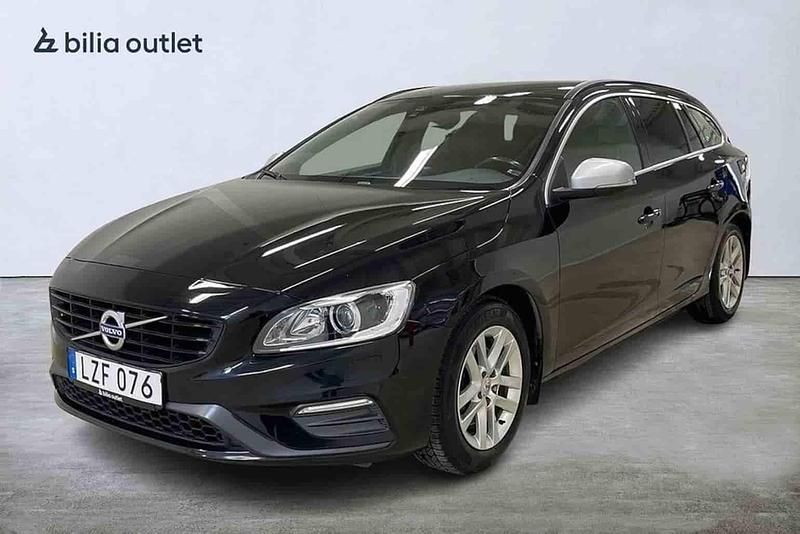 Svart Begagnad 2015 Volvo V60 R-Design Kombi | 204 900 kr (Dyr) - Bild 1/1