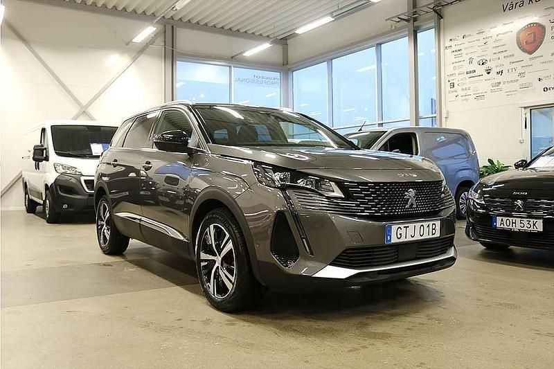Begagnad Peugeot 5008 GTi 131 HK (96 kW) 2023 Grå Minibuss