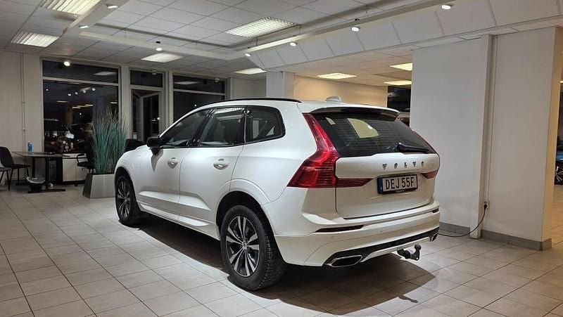 Begagnad Volvo XC60 R-Design 392 HK (288 kW) 2020 Vit SUV