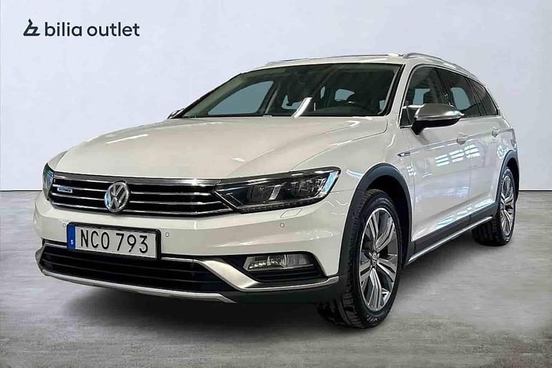 Vit Begagnad 2016 VW Passat Alltrack Kombi | 169 900 kr (Marknadspris) - Bild 1/1
