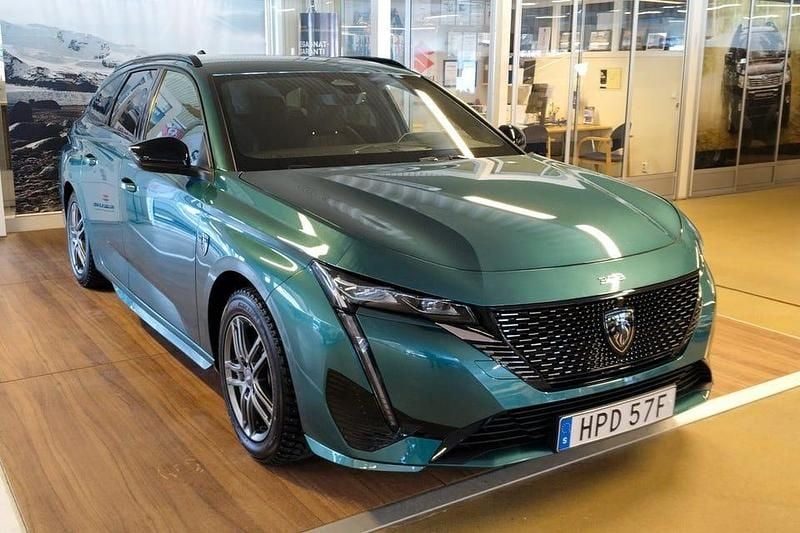 Begagnad Peugeot 308 SW 131 HK (96 kW) 2022 Blå Kombi