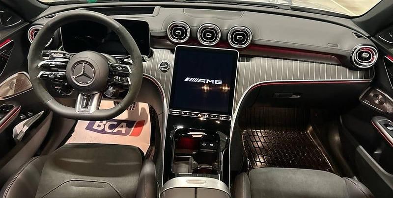 Begagnad Mercedes C63 AMG AMG 680 HK (500 kW) 2025 Hightech silver metallic