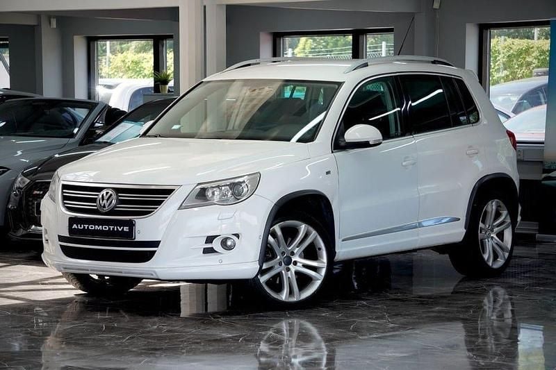 Vit Begagnad 2010 VW Tiguan Sportline SUV | 69 900 kr (Lite dyr) - Bild 1/4