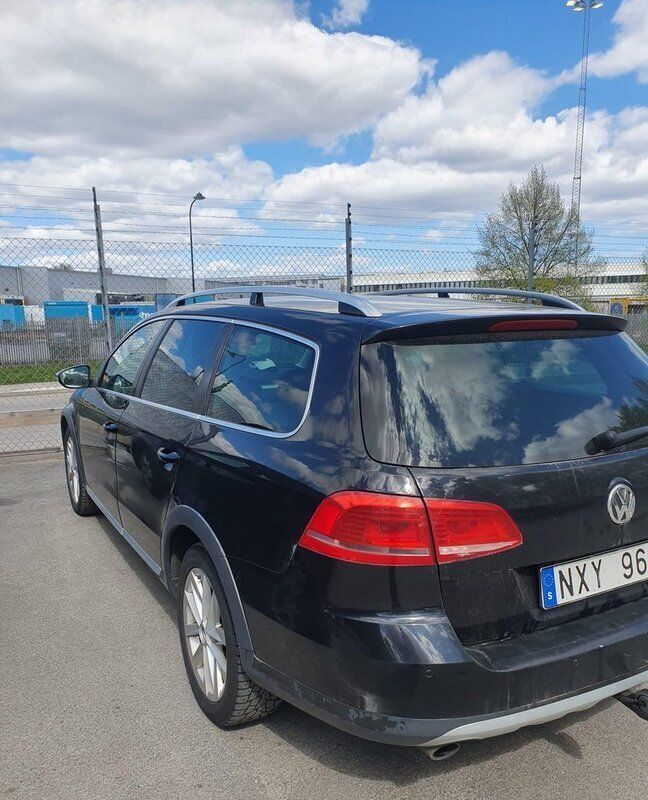 Svart Begagnad 2014 VW Passat Alltrack Kombi | 90 000 kr (Bra pris) - Bild 1/4