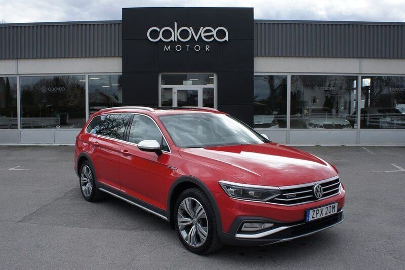 Röd Begagnad 2020 VW Passat Alltrack Kombi | 199 500 kr (Bra pris) - Bild 1/4