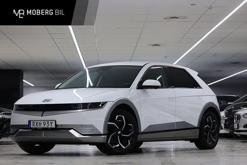 Vit Begagnad 2023 Hyundai Ioniq 5 Advanced SUV | 449 900 kr (Marknadspris) - Bild 1/2