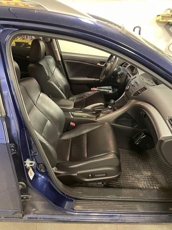 Begagnad Honda Accord 201 HK (147 kW) 2009 Kombi