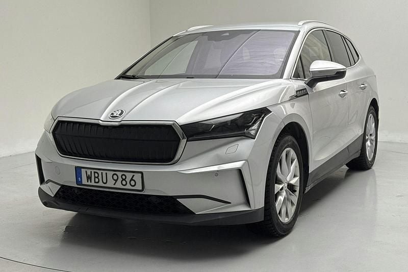 Silver Begagnad 2021 Skoda Enyaq iV SUV | 254 800 kr (Bra pris) - Bild 1/4