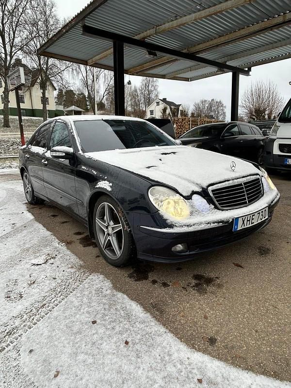 Begagnad 2006 Mercedes E350 Sedan | 49 500 kr - Bild 1/4