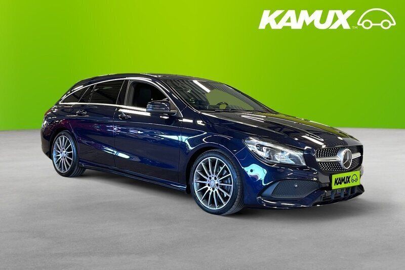 Orange (blå) Begagnad 2017 Mercedes CLA220 AMG Sedan | 239 800 kr (Lite dyr) - Bild 1/3
