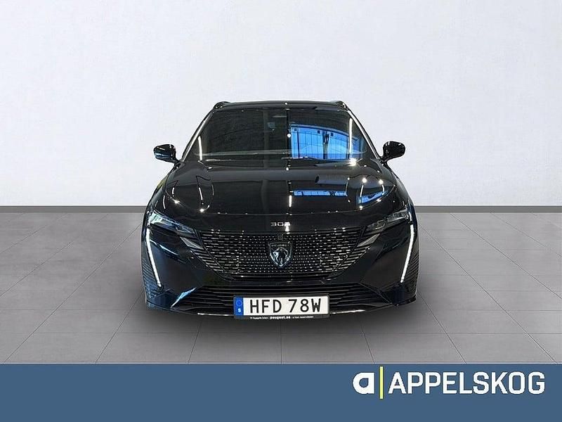 Begagnad Peugeot 308 SW GT 131 HK (96 kW) 2024 Svart Kombi