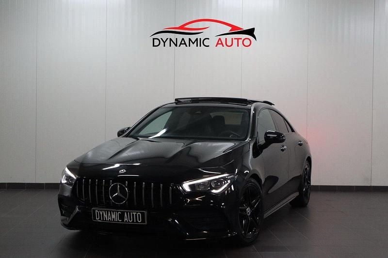 Svart Begagnad 2019 Mercedes CLA180 AMG Sedan | 309 900 kr (Lite dyr) - Bild 1/4