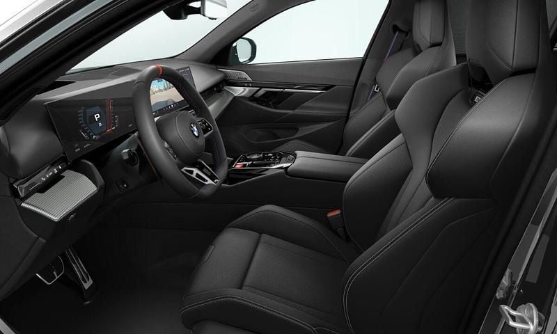 Ny BMW M5 Comfort Edition 727 HK (534 kW) 2026 Kombi