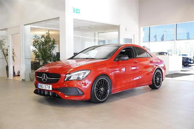 Röd Begagnad 2018 Mercedes 250 AMG Sedan | 219 800 kr - Bild 1/4