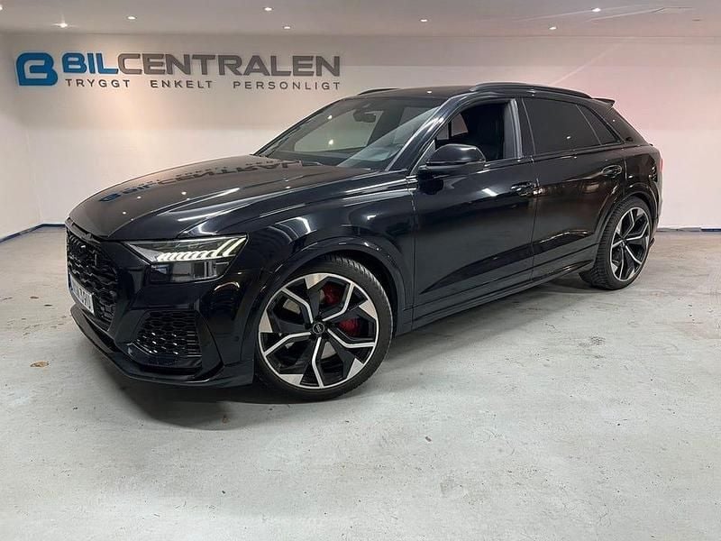 Grå Begagnad 2021 Audi Q8 Black Edition SUV | 989 900 kr - Bild 1/3