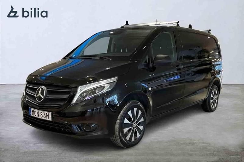 Svart Begagnad 2021 Mercedes Vito Van | 339 000 kr (Marknadspris) - Bild 1/1
