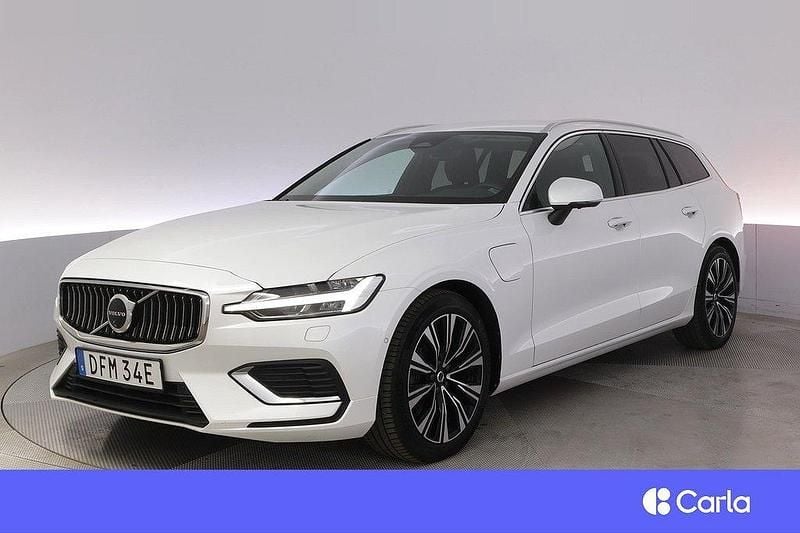 Vit Begagnad 2024 Volvo V60 Core Kombi | 451 900 kr (Lite dyr) - Bild 1/4
