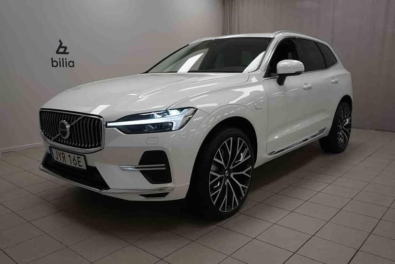 Vit Begagnad 2025 Volvo XC60 SUV | 539 900 kr (Bra pris) - Bild 1/1