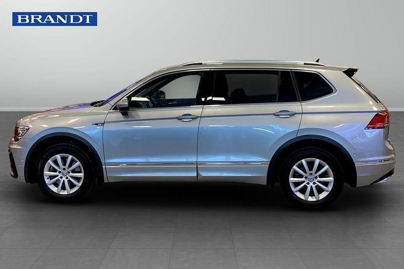 Begagnad VW Tiguan Allspace R-line 192 HK (141 kW) 2020 Silver SUV