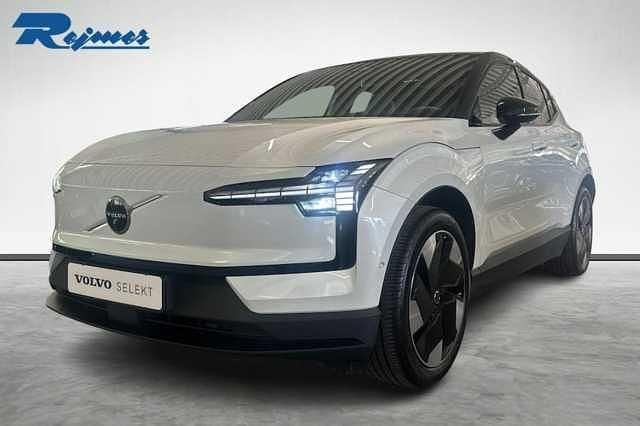 Vit (crystal white metallic) Begagnad 2024 Volvo EX30 Ultra SUV | 429 900 kr (Marknadspris) - Bild 1/4