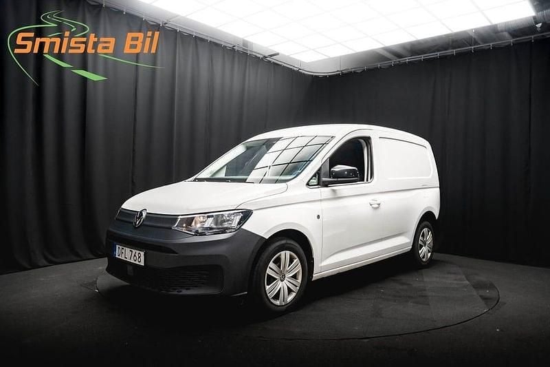 Vit Begagnad 2021 VW Caddy Minibuss | 179 900 kr (Superpris) - Bild 1/3