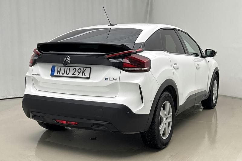 Begagnad Citroën e-C4 Shine 100 kW (136 HK) 2022 Vit