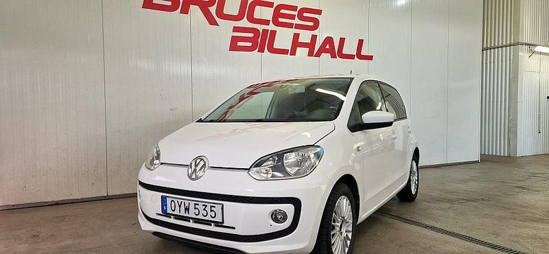 Vit Begagnad 2015 VW up! high up! Halvkombi | 77 900 kr (Marknadspris) - Bild 1/4
