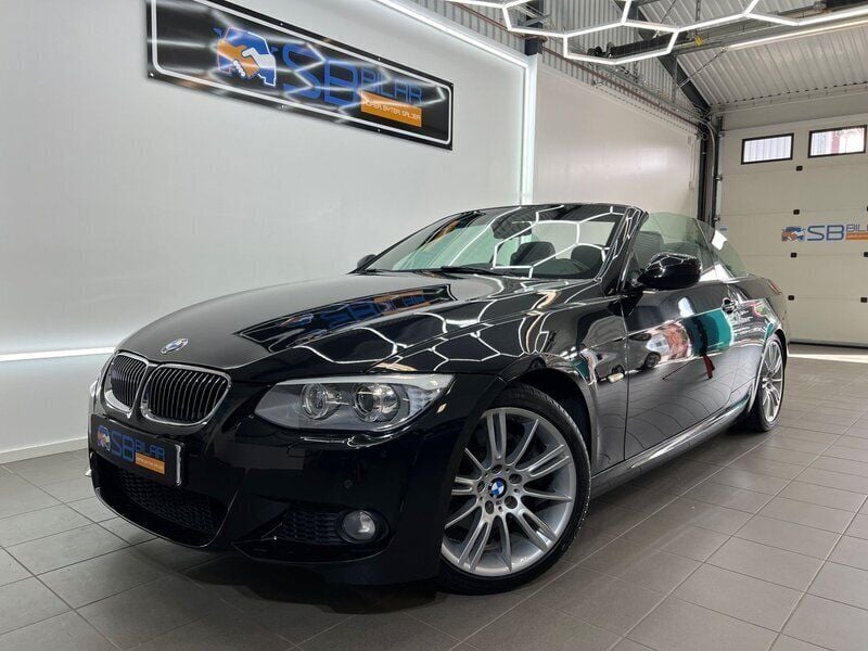 Svart Begagnad 2011 BMW 330 Cabriolet Comfort Edition Cab | 199 900 kr - Bild 1/4