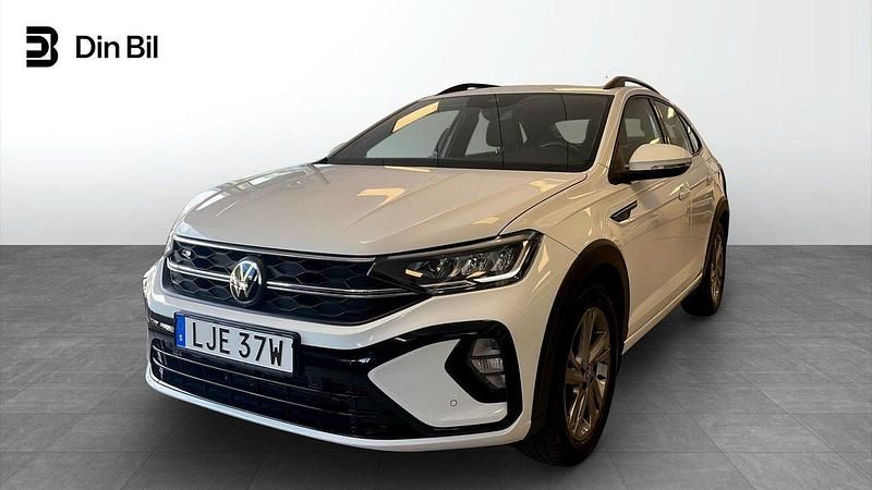 Vit Begagnad 2022 VW Taigo R-line SUV | 239 000 kr (Marknadspris) - Bild 1/4