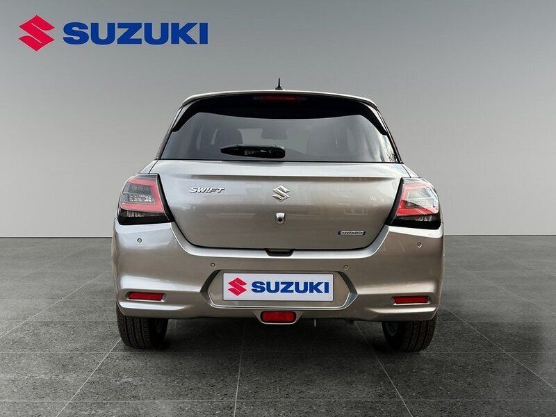 Begagnad Suzuki Swift 83 HK (61 kW) 2024 Grå Halvkombi