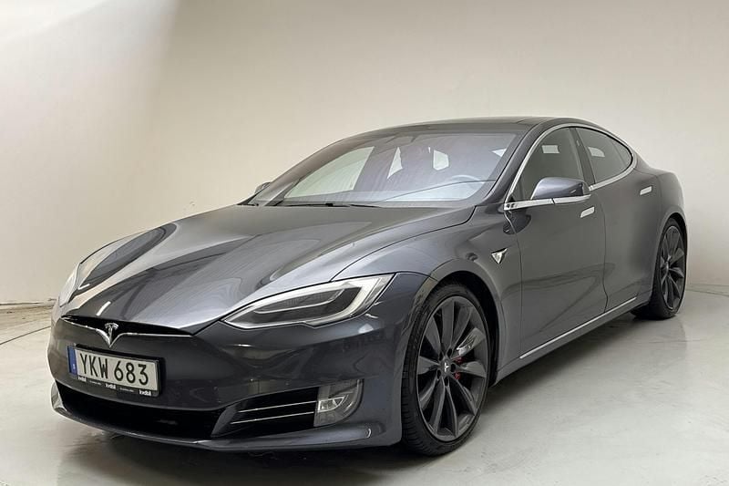 Grå Begagnad 2017 Tesla Model S Halvkombi | 350 000 kr (Superpris) - Bild 1/4