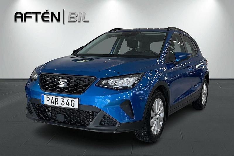 Ljusblå Begagnad 2024 Seat Arona SUV | 209 800 kr (Lite dyr) - Bild 1/3