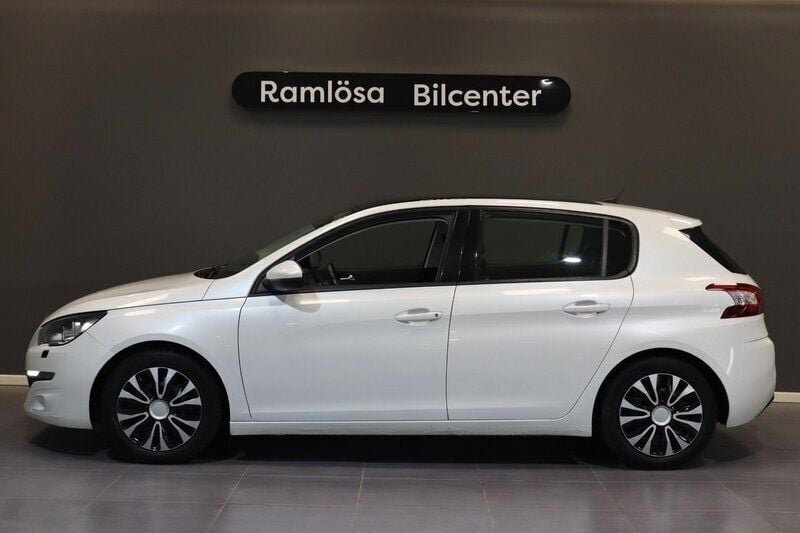 Vit Begagnad 2013 Peugeot 308 Active Halvkombi | 44 900 kr (Marknadspris) - Bild 1/4
