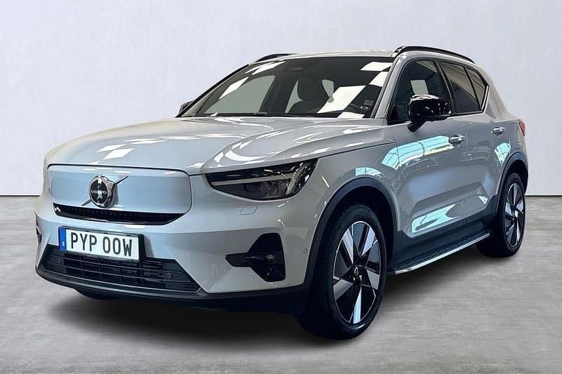 Ljusblå (blå) Begagnad 2024 Volvo EX40 Performance SUV | 489 500 kr - Bild 1/4