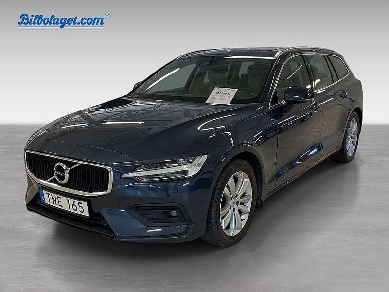 Blå Begagnad 2019 Volvo V60 Momentum Kombi | 234 000 kr (Marknadspris) - Bild 1/3