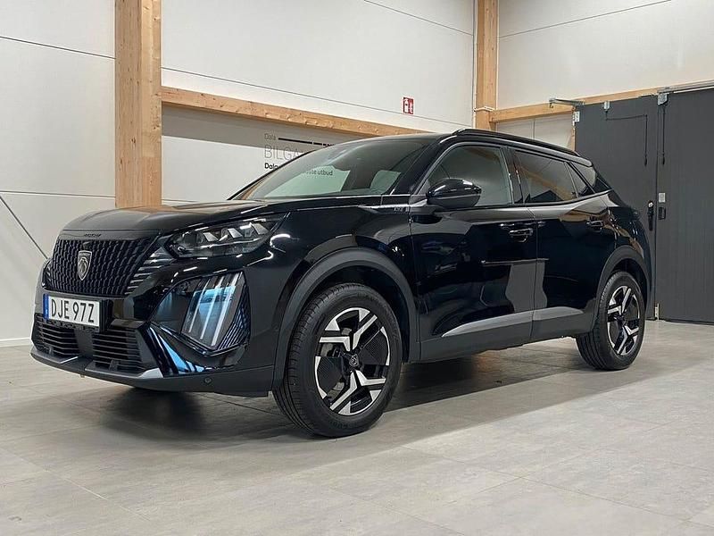 Svart Begagnad 2024 Peugeot 2008 GTi SUV | 244 800 kr (Marknadspris) - Bild 1/4