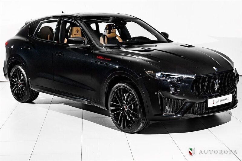 Svart Begagnad 2023 Maserati Levante SUV | 2 195 000 kr - Bild 1/4