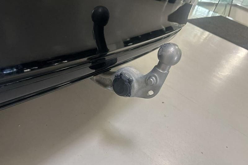 Svart Begagnad 2025 Volvo V90 Plus Kombi | 499 900 kr (Bra pris) - Bild 1/1