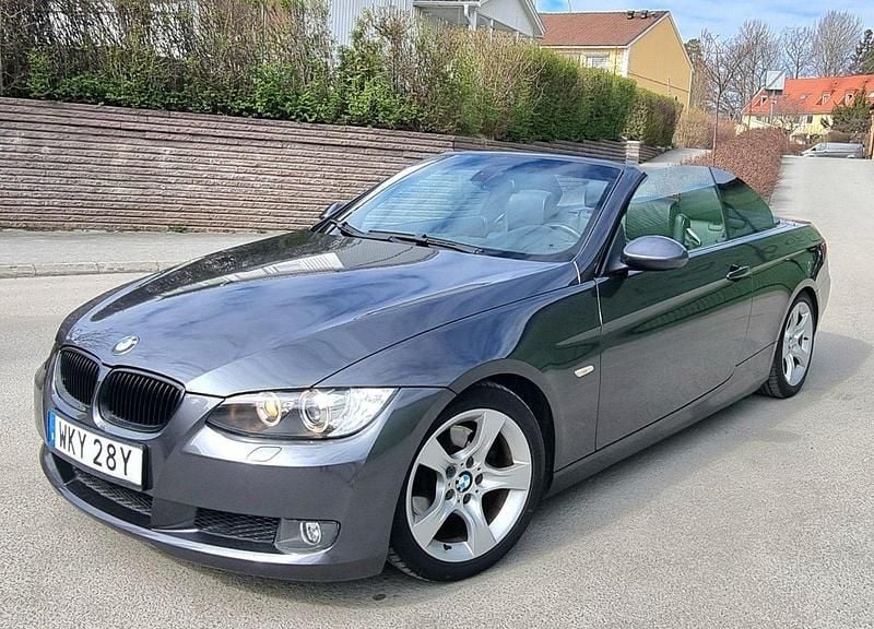 Grå Begagnad 2007 BMW 320 Cabriolet Cab | 108 000 kr (Bra pris) - Bild 1/4