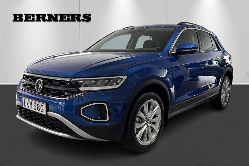 Blå Ny 2025 VW T-Roc SUV | 399 500 kr (Lite dyr) - Bild 1/4