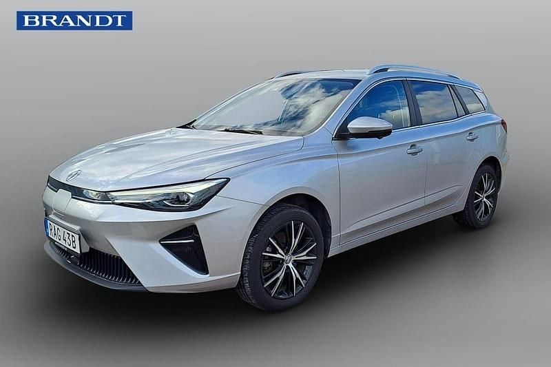 Grå Begagnad 2023 MG MG5 EV Long Range Luxury Kombi | 234 900 kr (Bra pris) - Bild 1/4
