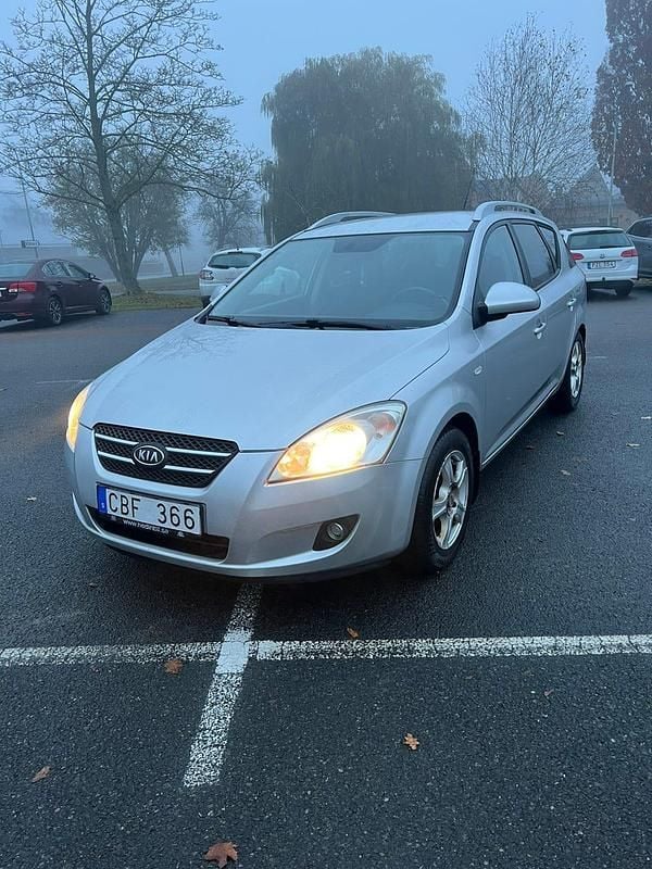 Begagnad 2008 Kia Ceed Sportswagon Kombi | 26 000 kr (Marknadspris) - Bild 1/4