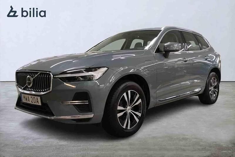 Grå Begagnad 2023 Volvo XC60 Core SUV | 419 000 kr (Bra pris) - Bild 1/1