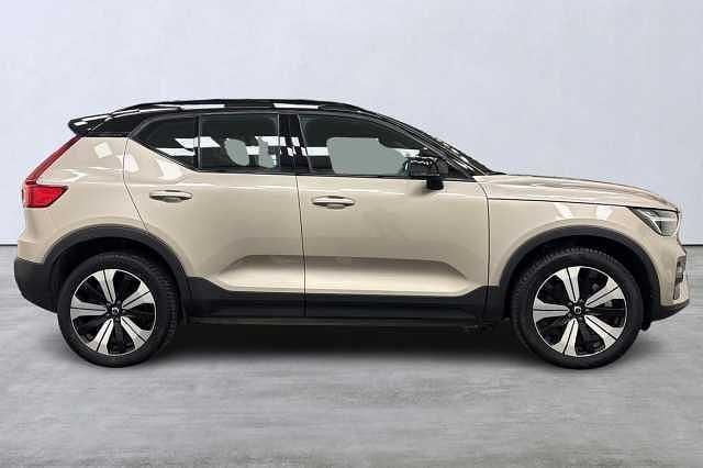 Begagnad Volvo XC40 Single Motor 175 kW (238 HK) 2022 Grå SUV