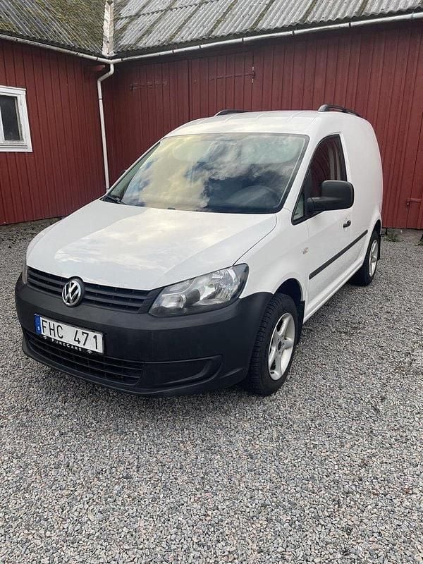 Vit Begagnad 2012 VW Caddy Minibuss | 68 000 kr (Marknadspris) - Bild 1/4