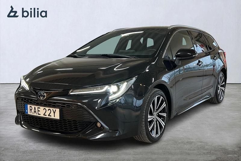 Begagnad Toyota Corolla Style 124 HK (91 kW) 2022 Svart Kombi