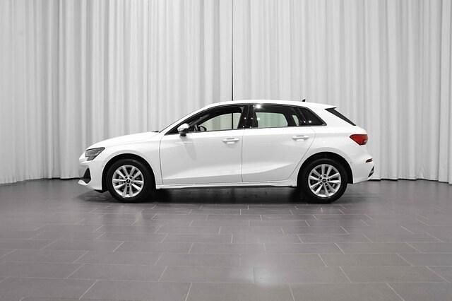 Begagnad Audi A3 Proline 150 HK (110 kW) 2024 Arkonavit Kombi