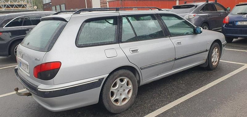 Grå Begagnad 2000 Peugeot 406 Kombi | 3 500 kr - Bild 1/3